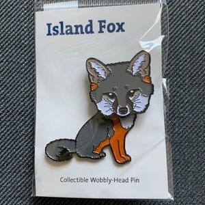 Island fox collectible wobbly-head pin